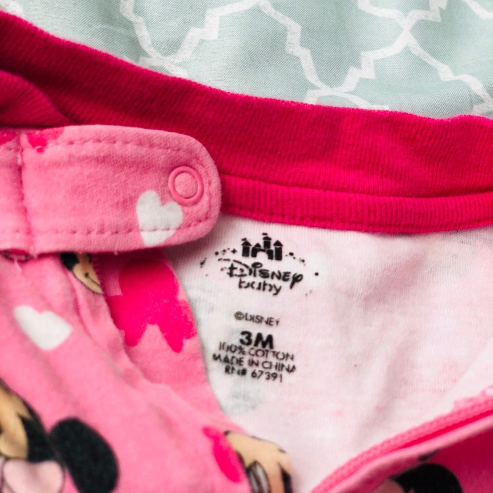 Onsie - Picture 5 of 8